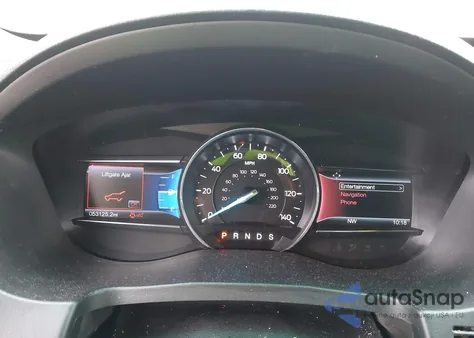 2016 Ford Explorer Sport z USA, uszkodzony, nr VIN 1FM5K8GT6GGD24324